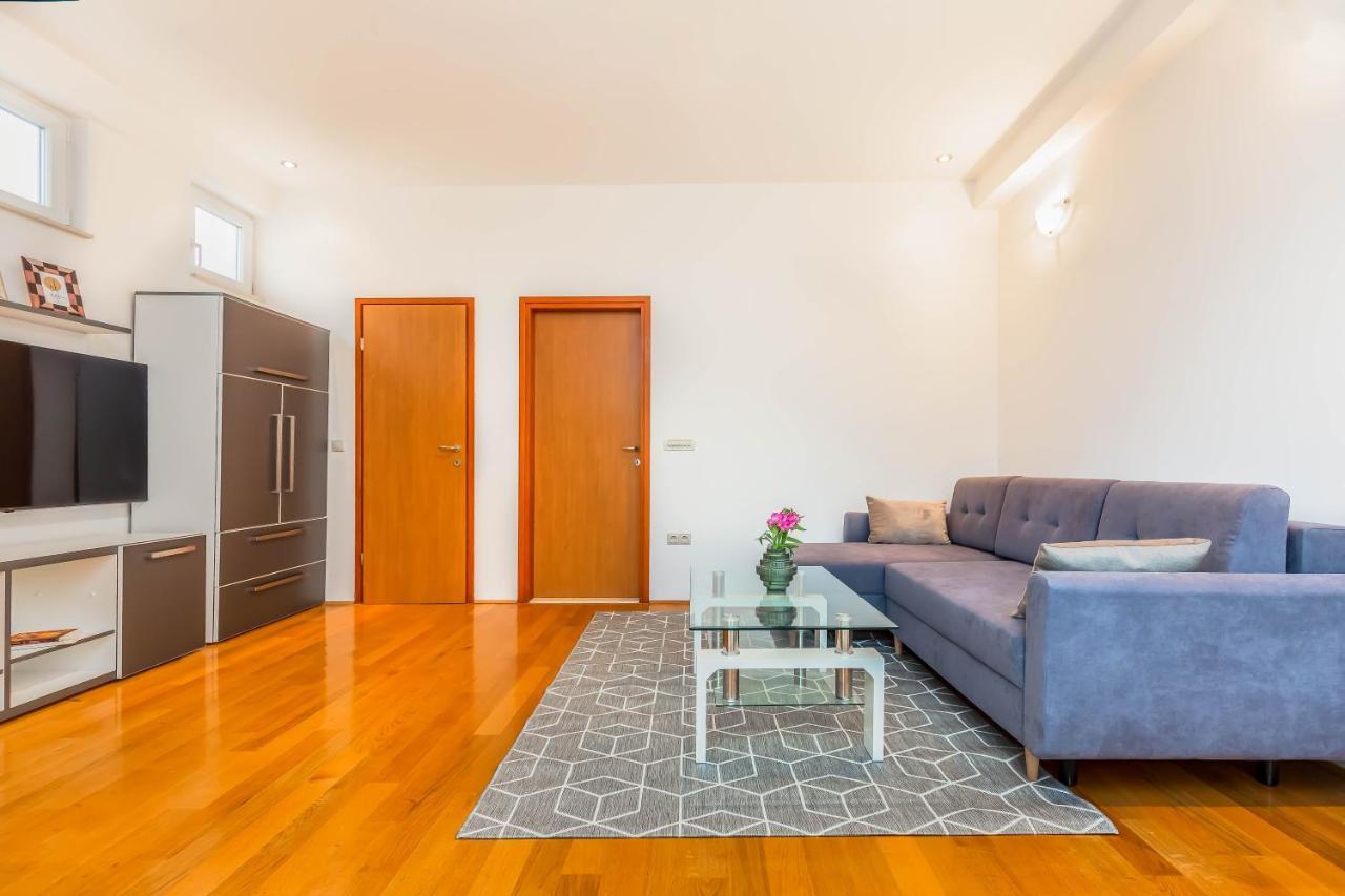 Beachfront Apartment جيسينتسي المظهر الخارجي الصورة