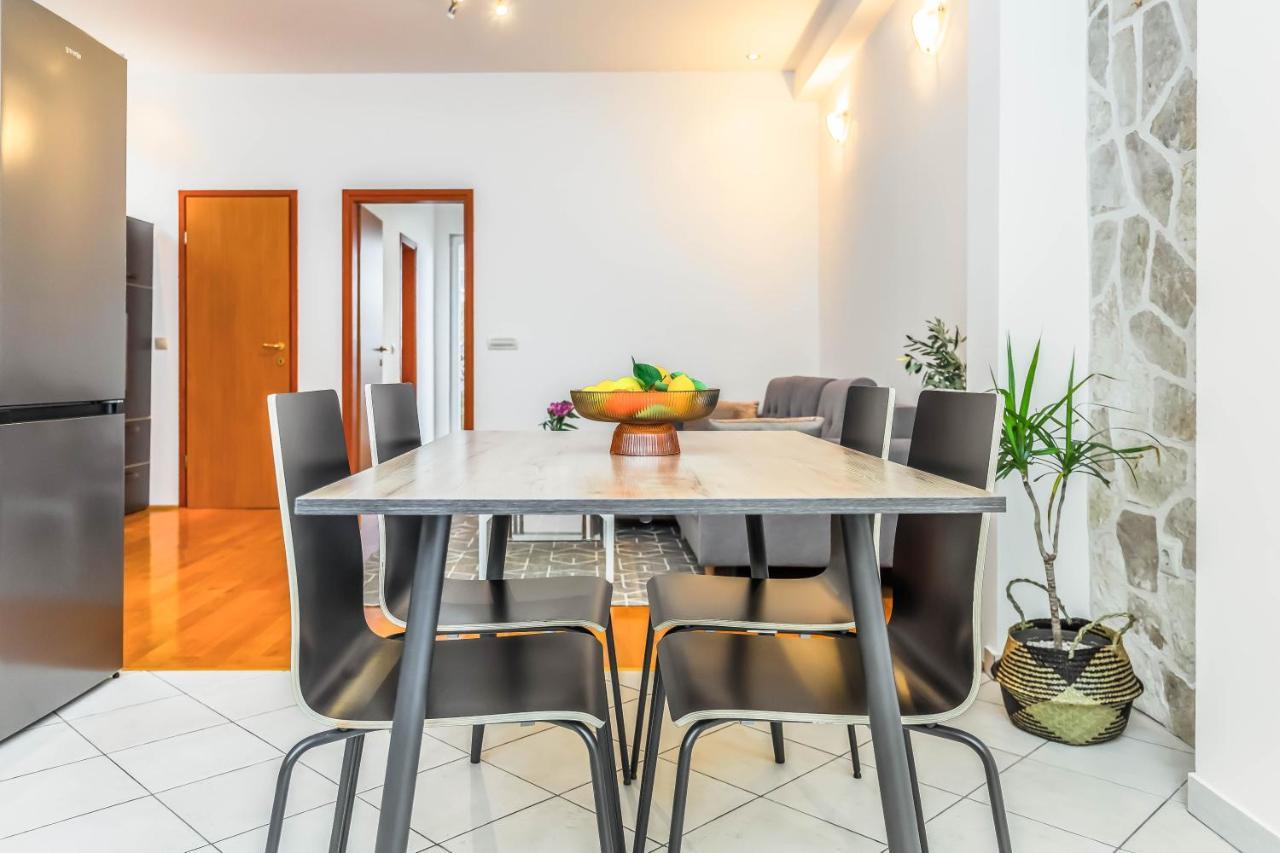 Beachfront Apartment جيسينتسي المظهر الخارجي الصورة